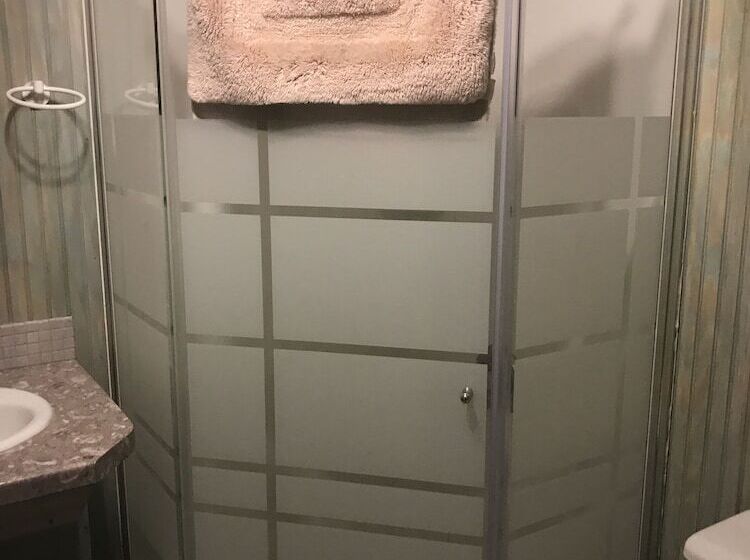 디럭스 스위트, Black Hills Cabins At Quail S Crossing