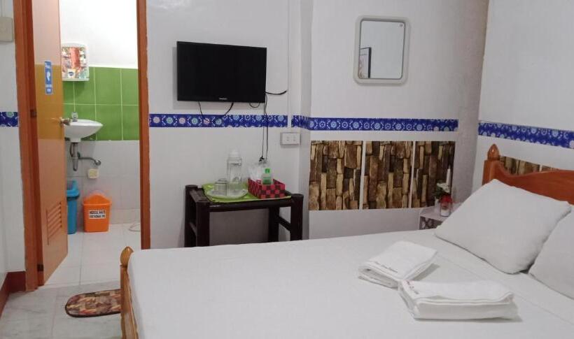 Quarto Deluxe, Enna S Place