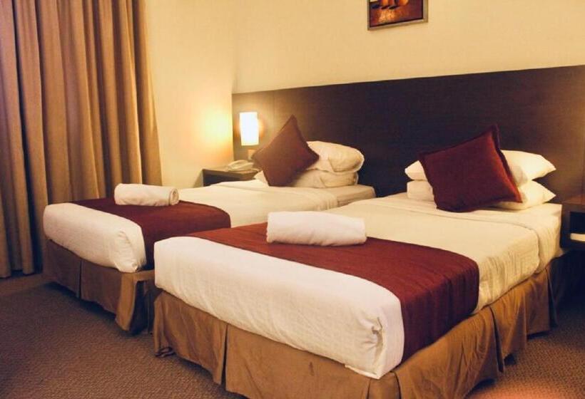 高级大房间, The Grand Puteri