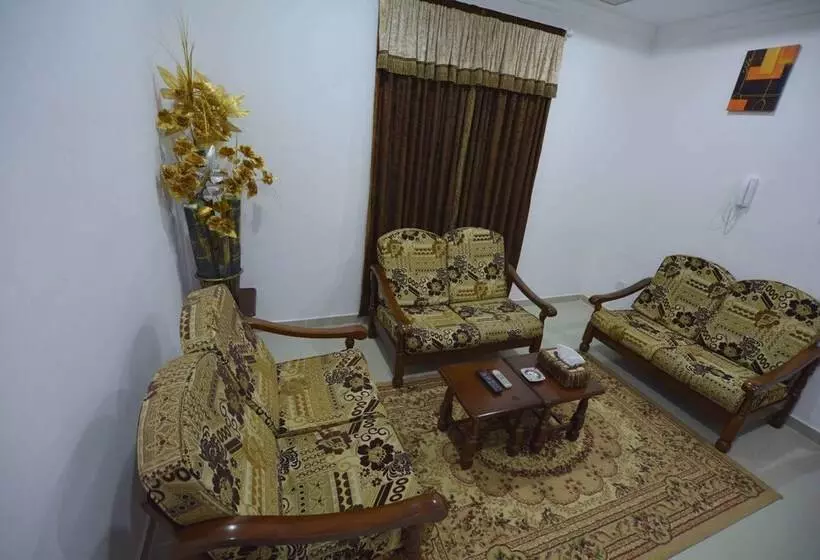 آپارتمان 2 خوابه, Leader Apartments 1