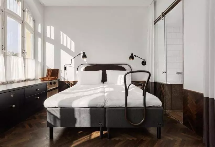 キングサイズベッドのデラックスルーム, Miss Clara By Nobis, Stockholm, A Member Of Design Hotels™