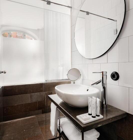 جناح ديلوكس سرير كينج, Miss Clara By Nobis, Stockholm, A Member Of Design Hotels™