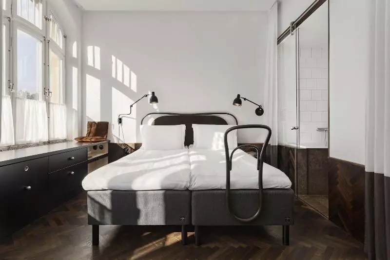 キングサイズベッドのデラックスルーム, Miss Clara By Nobis, Stockholm, A Member Of Design Hotels™