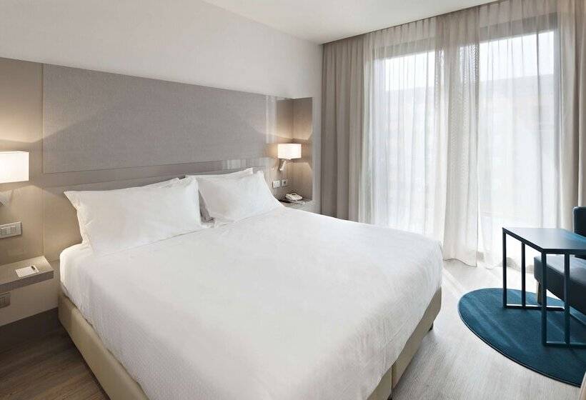 اتاق استاندارد, NH Parma