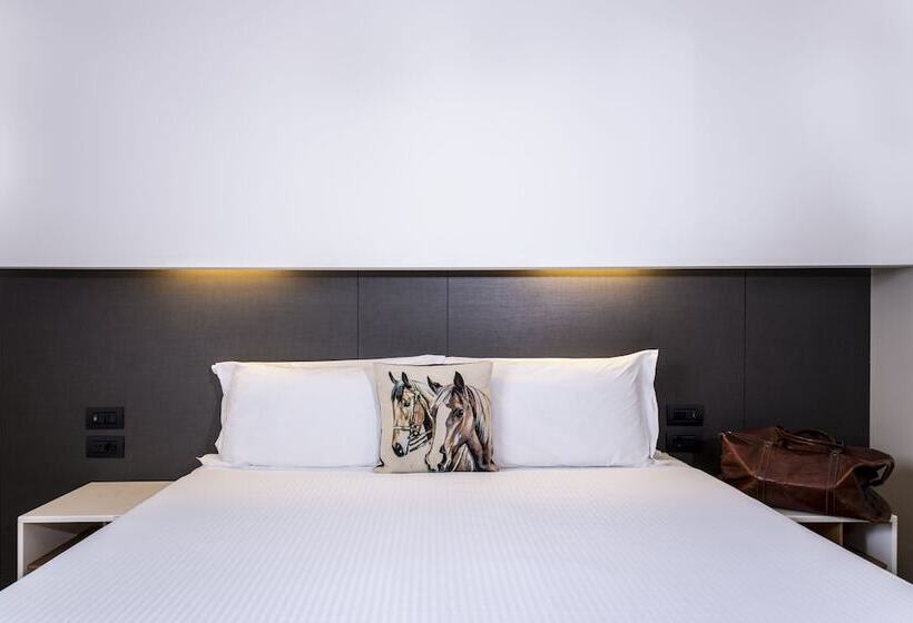 标准间, Osteria Della Pista Dal 1875