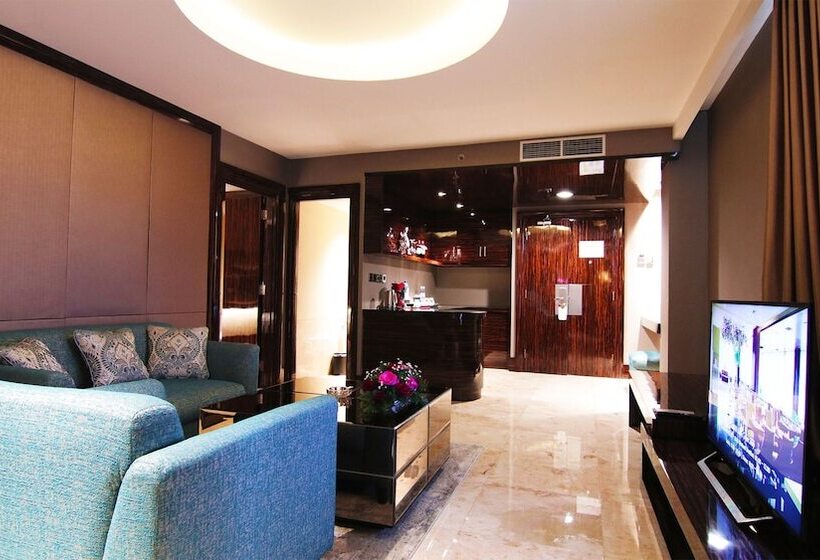 이그제큐티브 스위트, The Arista