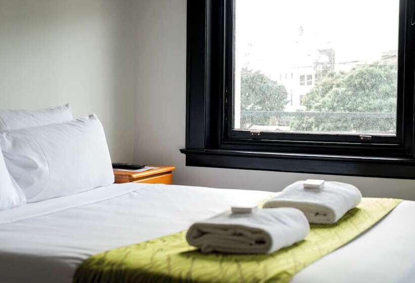 חדר סטנדרט חדר אמבטיה משותף, The Cambridge