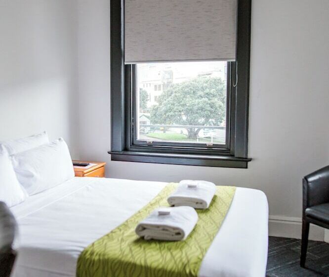 חדר סטנדרט חדר אמבטיה משותף, The Cambridge