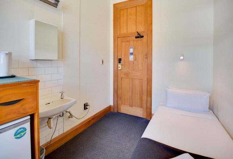 Quarto Estandar Individual, The Cambridge