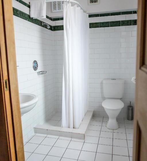 Quarto Estandar Individual, The Cambridge