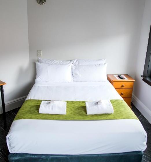 Quarto Estandar Banheiro Compartilhado, The Cambridge