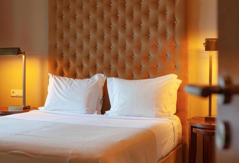 Вилла 3 Спальни Вид на Сад, Montargil Monte Novo