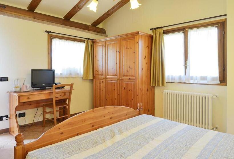 غرفة قياسية, Bed And Breakfast Montino