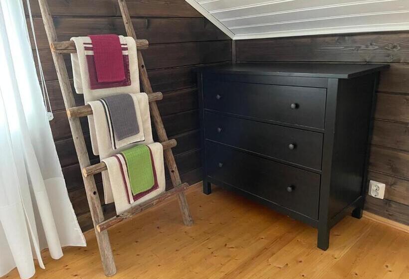 バスルーム共有のトリプルスタンダード, Purola Farm Guesthouse