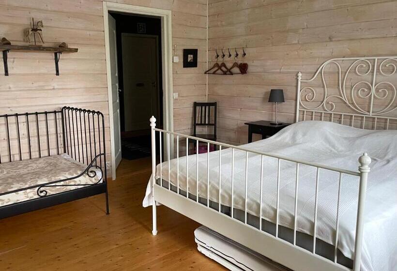 Трехместный Номер Стандарт Совместная Ванная, Purola Farm Guesthouse