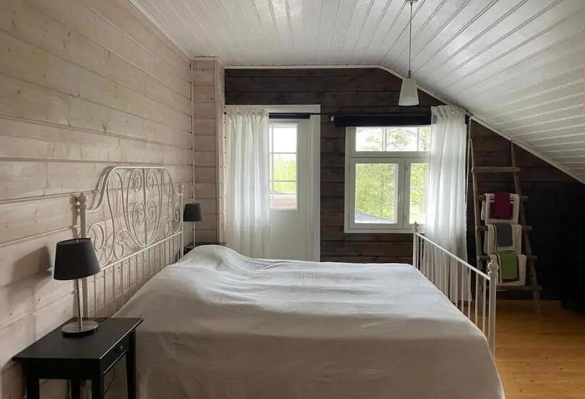 バスルーム共有のトリプルスタンダード, Purola Farm Guesthouse