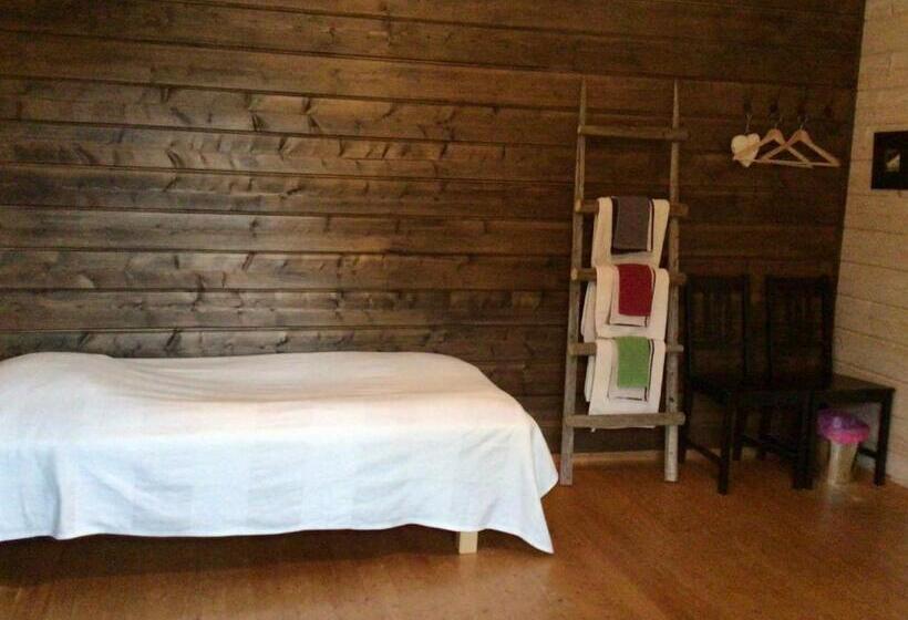 バスルーム共有のトリプルスタンダード, Purola Farm Guesthouse