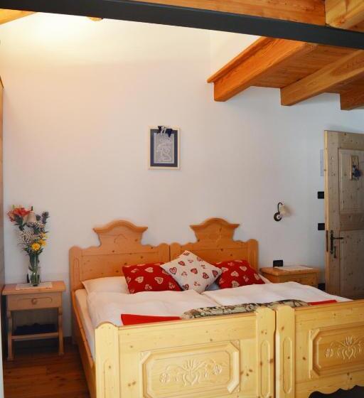 Pokój Standard Widok Góry, Agritur Dalaip Dei Pape