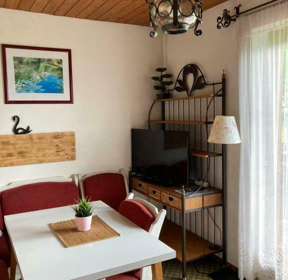 Appartement met 1 Slaapkamer en Balkon, Ellmauhof