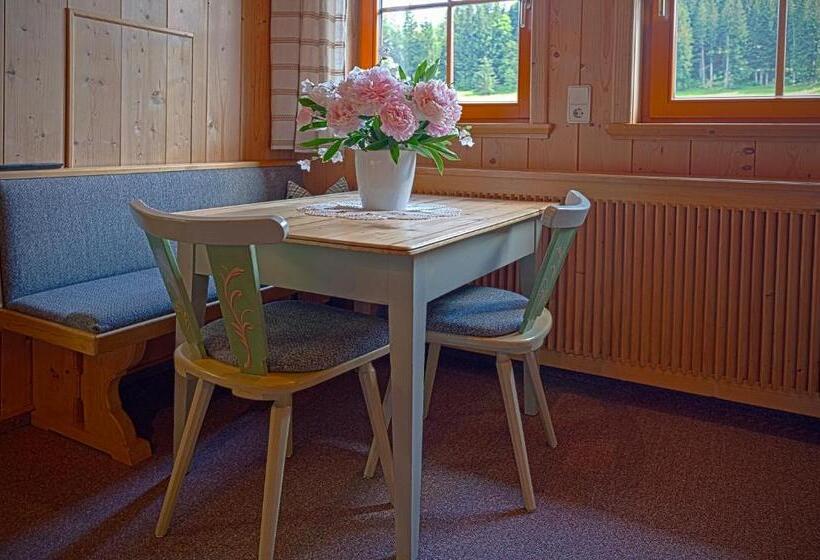 １ベッドルームアパートメント, Moserhof