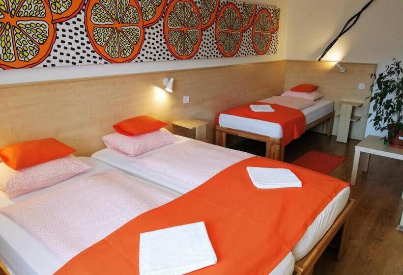 Номер Стандарт Трехместный, Lótuszvirág Vendégház