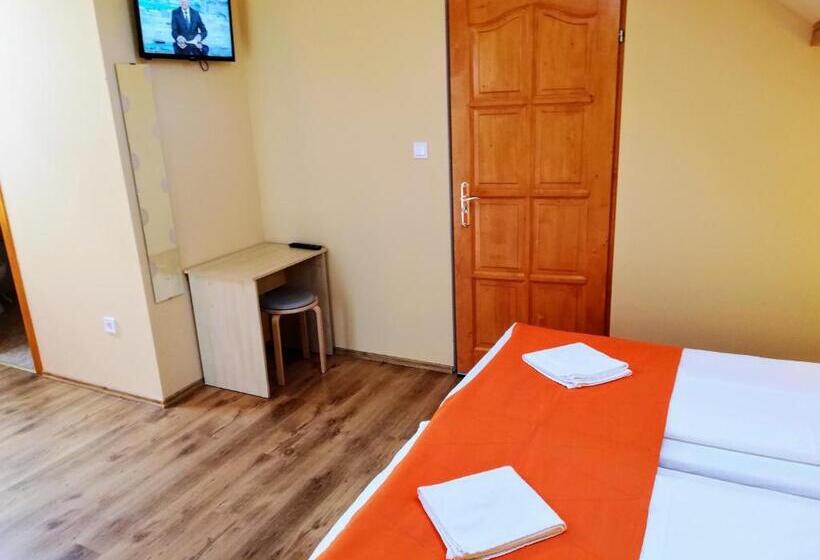 Семейный Номер, Lótuszvirág Vendégház