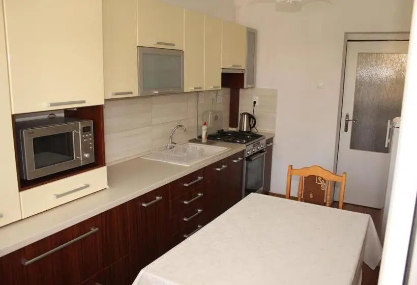 Deluxe-huoneisto 1 Makuuhuone, Privat Agnesa