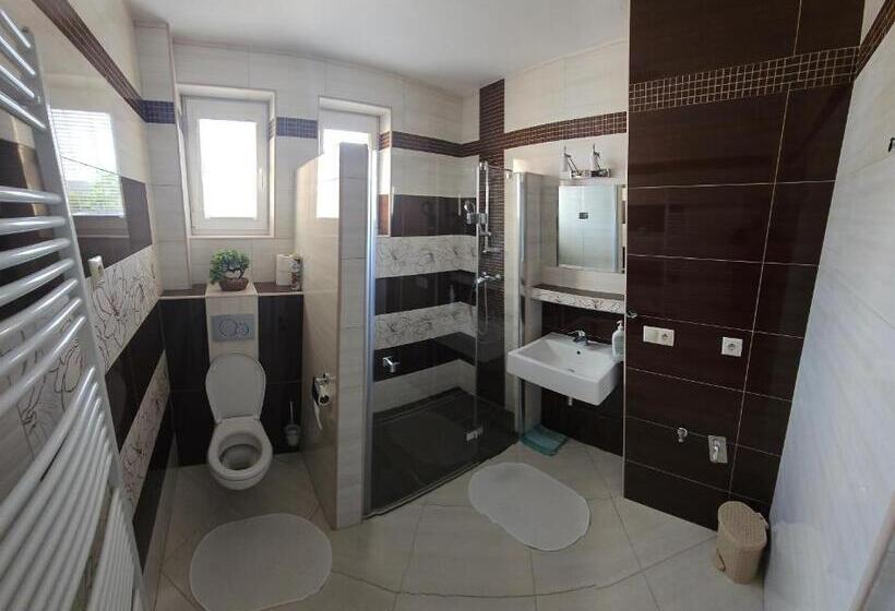 Апартаменты Deluxe 1 Спальня, Privat Agnesa
