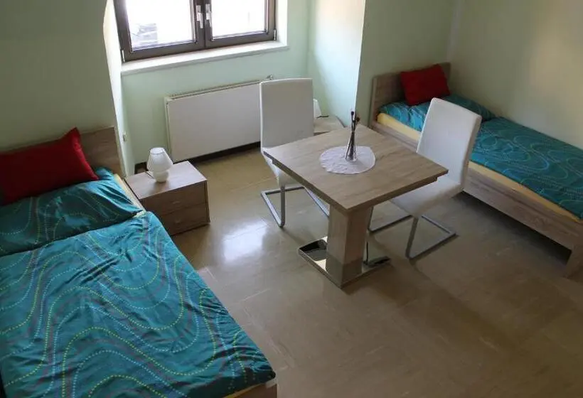 ３ベッドルームアパートメント, Post Hostel For Youth, Students And Pilgrims