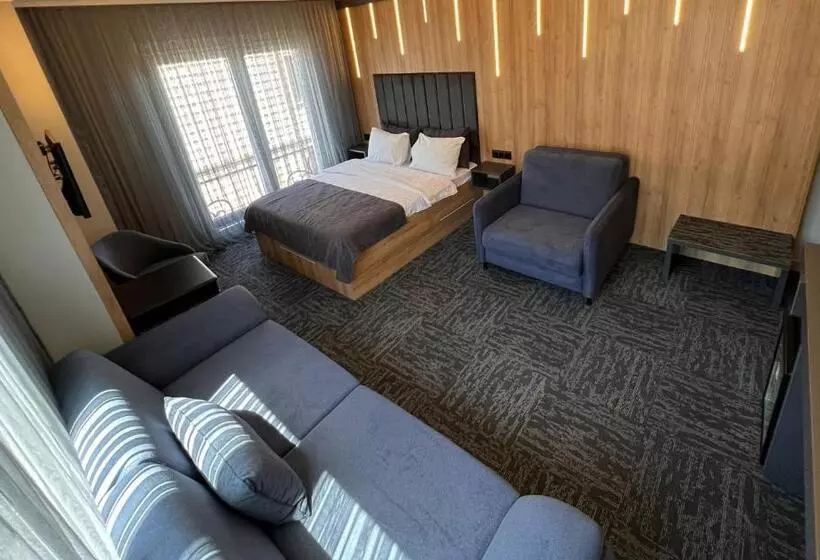 اتاق استاندارد سه نفره, Fengo Hotel & Spa