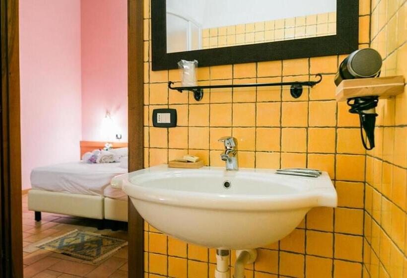 חדר סופריור עם מיטת קינג, Fondo Brugarolo