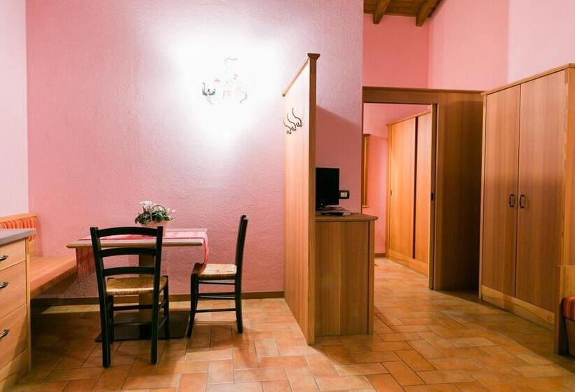 סוויטת ג'וניור, Fondo Brugarolo