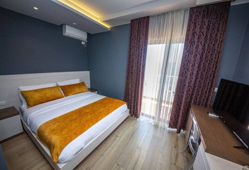 バルコニーつきオーシャンビュースーペリアルーム, Apollon Sarande