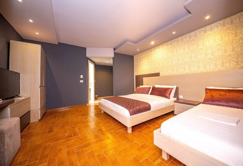 スーペリアトリプルルーム, Apollon Sarande