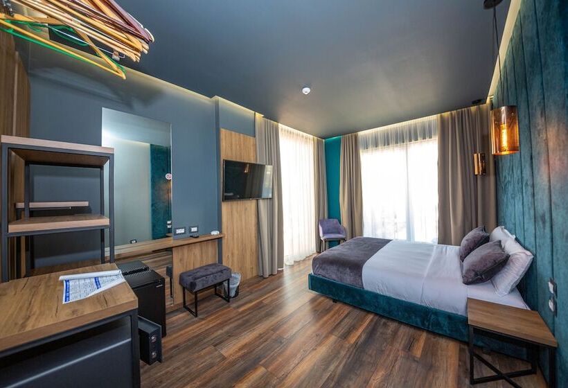 サイドシービュースーペリアールーム, Apollon Sarande