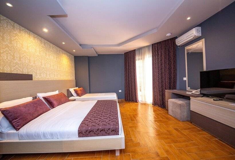 スーペリアトリプルルーム, Apollon Sarande