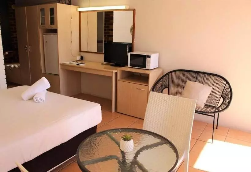 اتاق استاندارد, Camden Motor Inn