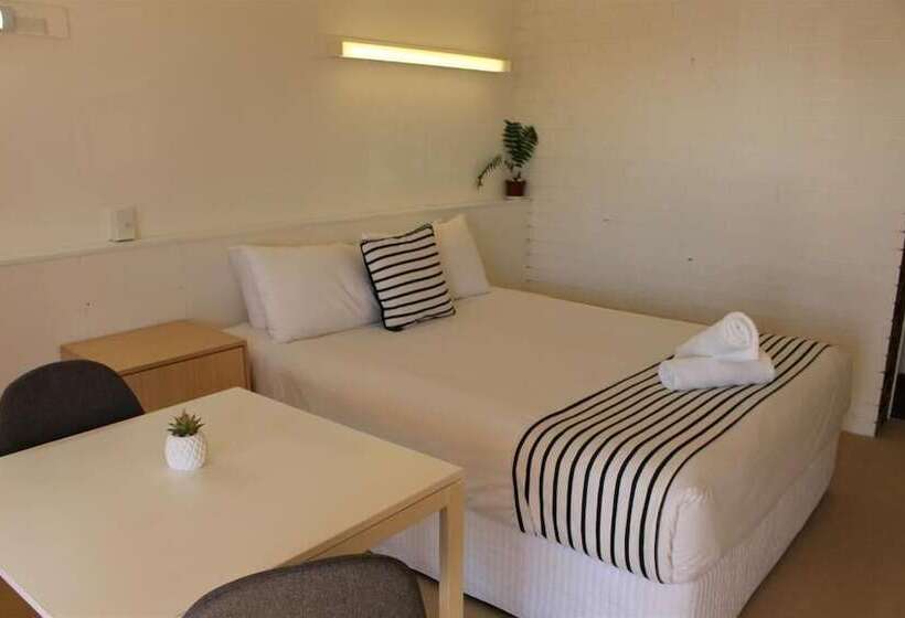 标准间, Camden Motor Inn