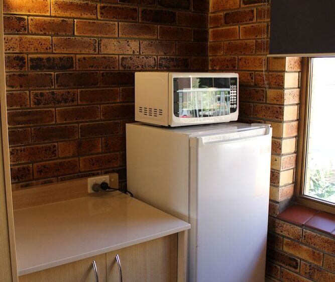 标准间, Camden Motor Inn