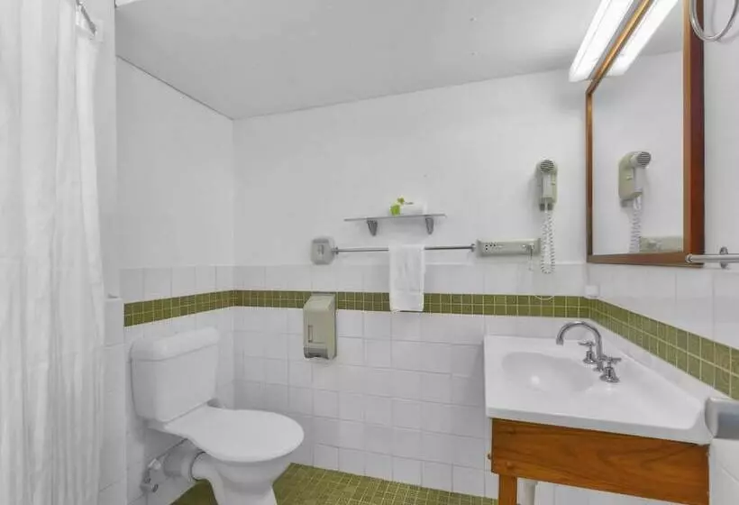 اتاق سوپریور خانوادگی, Camden Motor Inn