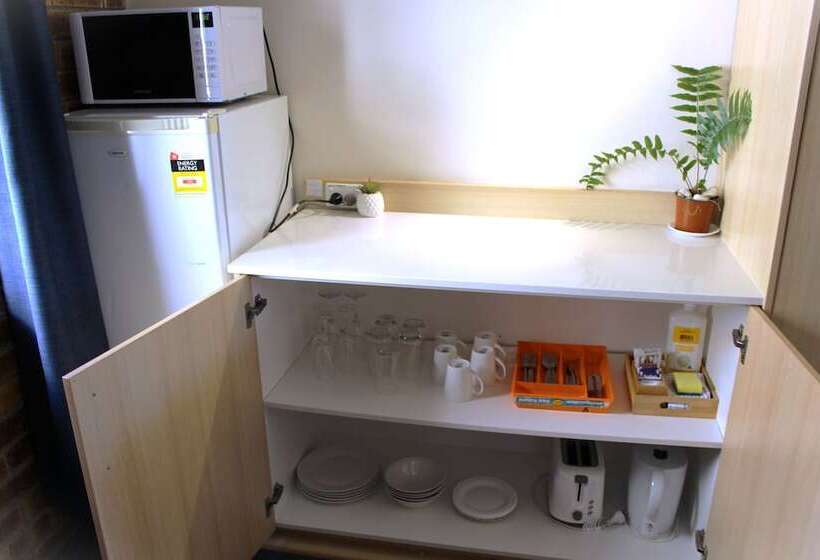 高级家庭房间, Camden Motor Inn