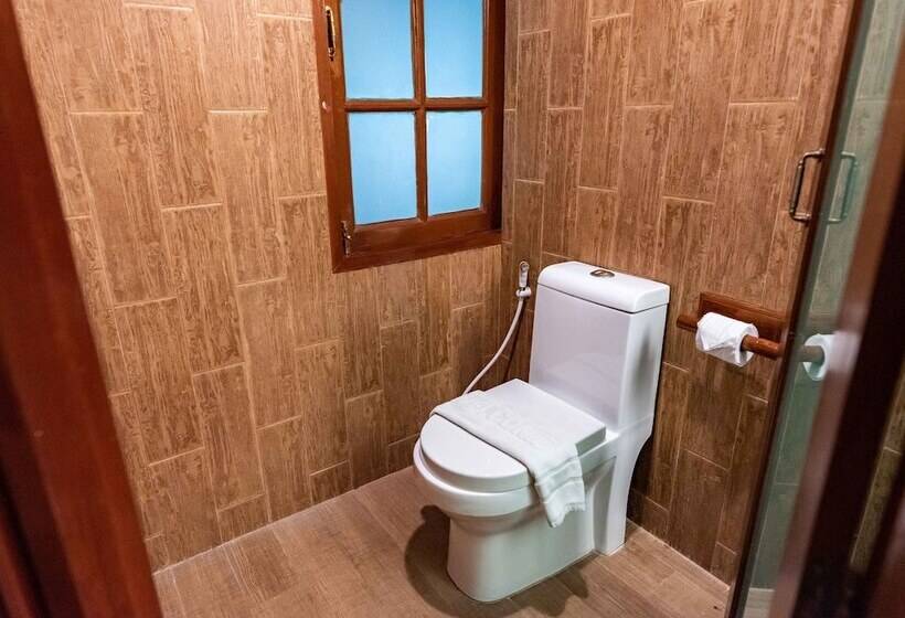 اتاق خانوادگی, Dang Derm Khaosan