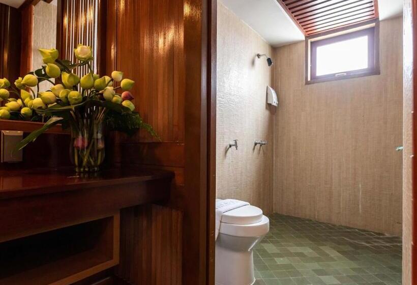 اتاق استاندارد, Dang Derm Khaosan