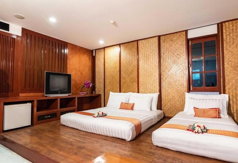 اتاق استاندارد سه نفره, Dang Derm Khaosan