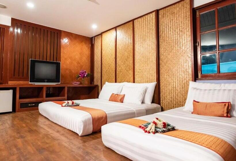 اتاق استاندارد سه نفره, Dang Derm Khaosan