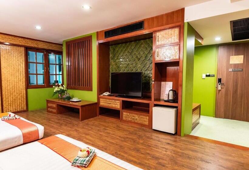 اتاق خانوادگی, Dang Derm Khaosan