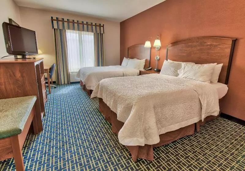 Standard-huone King-vuode, Days Inn & Suites By Wyndham Rancho Cordova