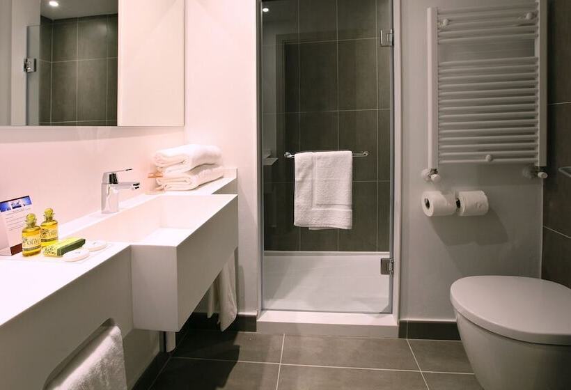 Family Suite, Droushia Heights