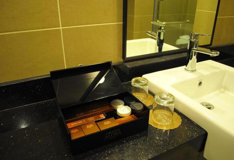 キングサイズベッドのスイートルーム, Grand Alora