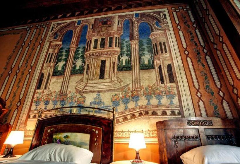 스탠다드 4인용 룸 공용 욕실, Guest House Old Plovdiv